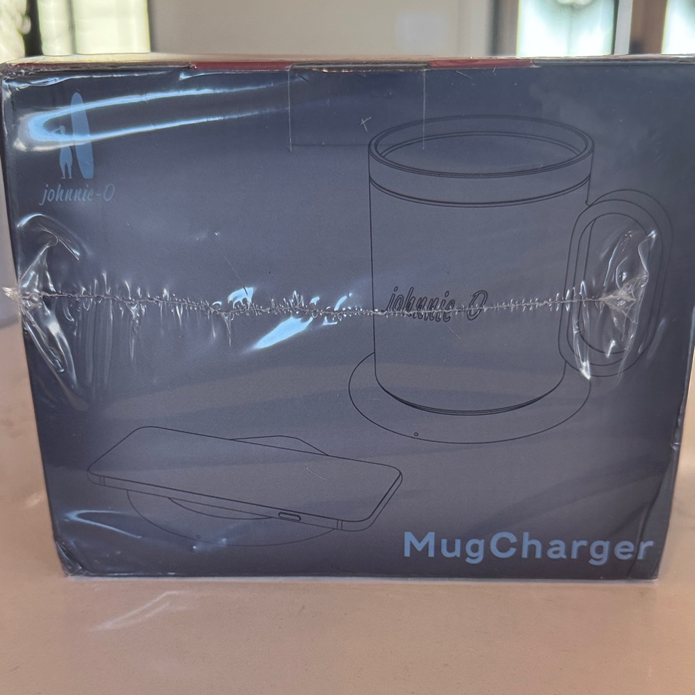 johnnie-O Blue Mug Charger Set